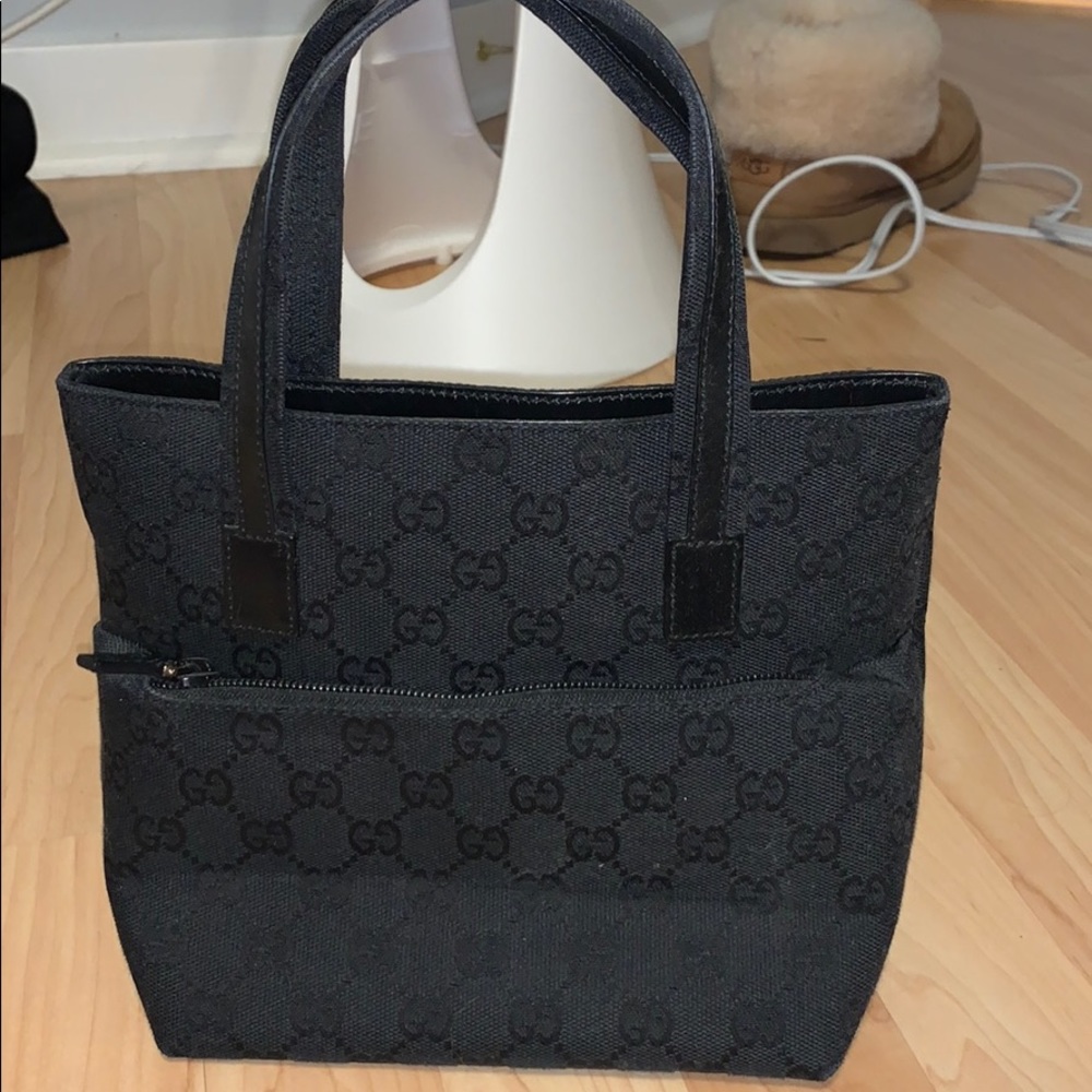 Small Gucci handbag